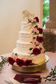 Burgundy And Gold Wedding Cake Buttercream Wedding Cake Sabrina Hall Photography Burgundy Wedding Cake Fall Wedding Cakes Wedding Cake Rustic