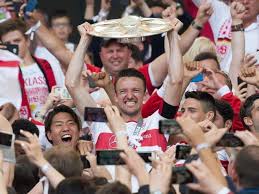 At 34 years of age, union berlin's christian gentner (l.) is still putting his body on the line in the bundesliga. Mitglieder Des Vfb Stuttgart Stimmen Morgen Uber Ausgliederung Ab Eine Entscheidung Mit Weitreichenden Folgen Vfb Stuttgart Esslinger Zeitung