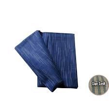 Di kelas ini juga hadir berbagai motif di antaranya songket crepe gerimis, kawung dobby, songket, jacquard songket dan motif lainnya, jelasnya. Kain Tenun Motif Gerimis Biru Tua Gerimis Navy Biru Dongker Shopee Indonesia