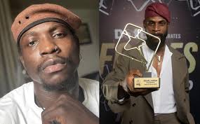 Wetin I wan use award do? I didn't...