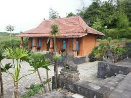 As a guest, you will enjoy authentic balinese hospitality, tranquillity and a touch of forgotten bali. Joglo Resort Villa Terbaik Di Kaki Gunung Salak Ciapus Bogor Sewa Villa Com