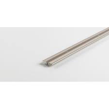 Sie wirken wie kleine „rampen und verkleiden beispielsweise die übergänge von höherem laminatboden auf niedriger liegende fliesen oder teppich. Parador Ubergangsprofil Fur Vinyl Laminat 7 15 Mm Aluminium Edelstahl Bei Hellweg