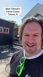 Finally got to see Matt Talbott’s Loose Cobra in Tolono, Illinois. Shortly  after I shot the video, I got the chance to sit down and chat with Matt for  a bit at the bar. #matttalbott #hum #illinois ...