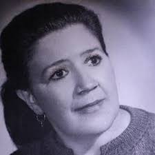 Luciana Luna Escobar (@LucianaLunaE)