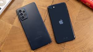 Apple iphone se (2020) smartphone. Samsung Galaxy A52 Vs Iphone Se 2020 Phonearena