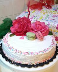 Torta Di Compleanno Con Pan Di Spagna Bagna Al Rum E Crema Al Limone Torte Di Compleanno Torte Dolci