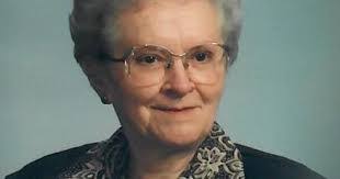 Cheryl Mader's Instagram, Twitter & Facebook