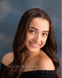 Students present Comm Studies research at communication conference