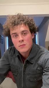 Hi all, Happy Monday! Thought I’d give this wonderfully dark and chilling  monologue a crack. I remember going to see this play with my Grandad when I  was 16 and it has stayed with me ever since. The ...