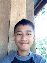 Hello po baka pwde paedit po pwde poba pakilinawan po Yung picture Namin Ng  papa ko blur po Kasi salamat po .