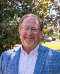 Trusted advisor, skilled negotiator, proven results. Agent