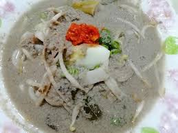 Resepi laksa johor enak dengan rasa berempahbahan kuah:3 keping ikan tenggiri rebus ambil isi tumbuk/kisar, ketepikan air rebusan untuk kuah2 sdm udang kering direndam. Resepi Laksam Kelantan Paling Sedap Berlemak Dan Menyelerakan Resepi My