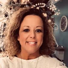 Shannon Pogue's Instagram, Twitter & Facebook