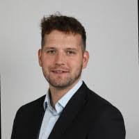 Declan Mcauley's Instagram, Twitter & Facebook