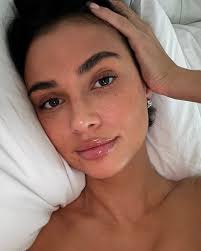 Kristen Noel Crawley