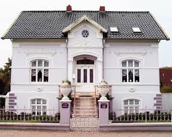 Der schenker und der beschenkte halten eine schenkung idealerweise in einem schenkungsvertrag fest. Das Lila Haus Erlesenes Zum Wohnen Leben Und Schenken