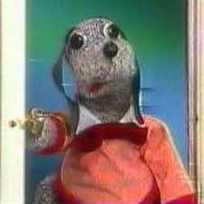 With amy castle, brian ito, shari lewis, amanda mcadam. Stream Lamb Chop S Sing Along The Song That Doesn T End By Thebrokenone Listen Online For Free On Soundcloud