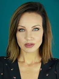 This means brianne davis is taller than 49.54% of the people in our database. Brianne Davis Height Weight Size Body Measurements Biography Wiki Age