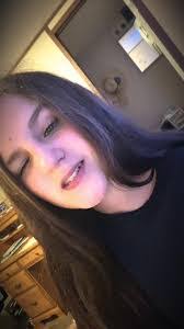 Lindsay Snodgrass's Instagram, Twitter & Facebook