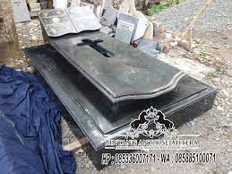 Contoh kijing makam diatas adalah kijing makam granit kristen dengan bahan granit impala ukuran standart makam dewasa. Model Kuburan Kristen Minimalis Model Kuburan Minimalis Contoh Makam Granit