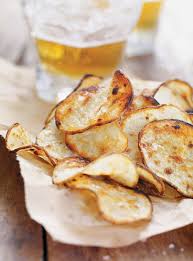 Pommes De Terre Grillees Sel Et Vinaigre Ricardo Recipe Food Recipes Grilled Potato Recipes