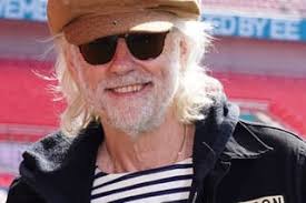 The Voice winner Leanne Mitchell sells just 895 copies of debut album