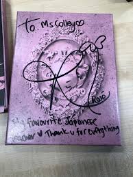 Check spelling or type a new query. Blackpink S Rose Melted Hearts By Surprising Students At Her Former School In Australia Koreaboo