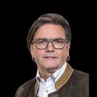 100+ "Robert Binder" profiles