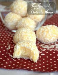 Truffes A La Noix De Coco Amour De Cuisine Recette Truffes A La Noix De Coco Recette Gateaux Et Desserts