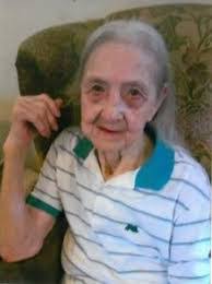 Annie Willard's Instagram, Twitter & Facebook