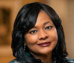 Dana Hinton's Instagram, Twitter & Facebook