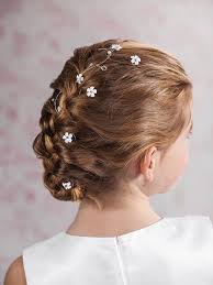 Damen frisuren kommunion frisur mädchen kommunion kleider festliche frisuren mädchen. Schoner Haardraht Mit Kleinen Bluten Kommunion Frisuren Kommunion Frisur Madchen Erstkommunion Frisur