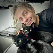 Hi! I'm new to this group. I recently joined because I am in my late 40s  but still a dance/techno fan. My dream is to make it to Tomorrowland but  need accessibility