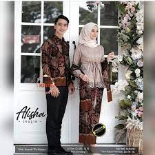 Contoh model baju lamaran pernikahan. Jual Baju Batik Couple Kebaya Lamaran Kondangan Alisha Terbaru Pasangan Couple Kemejaxl Kota Pekalongan Couple Batik Pekalongan Tokopedia