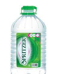 Dengan potongan baju dan jeans yang slim fit, jenama jefferson 'kena' dengan citarasa remaja di malaysia. Spritzer Natural Mineral Water Reviews