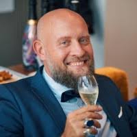 30+ "Patrick Tomas" profiles