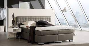 Boxspringbetten bekamen ihren namen wegen der gefederten box, die den wichtigsten bestandteil des bettes bildet. Hohe Betten Kaufen Boxspring Welt