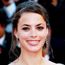 For william it is impossible to think that he can change his life and his. Berenice Bejo S Changing Looks Instyle