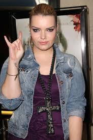 She is an australian singer, songwriter, film actress, television actress & soap opera actress. Sianoa Smit Mcphee Alchetron The Free Social Encyclopedia