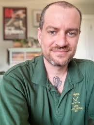 Alan Peers's Instagram, Twitter & Facebook