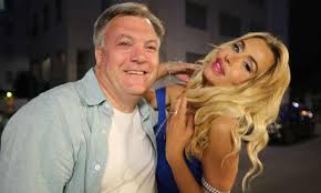 Terry lubbock told the entertainer it was time to either clear your name or put your hands up over his son's death at a party in march 2001. Tv Tonight What Really Happened In Michael Barrymore S Pool Television The Guardian