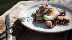 Recettes Signe M Tva Tataki De Cerf Pleurotes Marines Et Bagel Au Beurre Le Tataki D Ici Food Meat Beef
