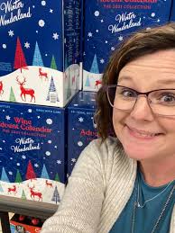 I indulged! Wine, cheese & chocolate Advent Calendar pairings… Aldi style!