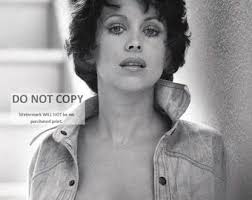 La actriz Phyllis Davis, modelo pin-up, foto publicitaria de 5 x 7 u 8 x 10  (SP-360)