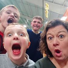 Who is available to provide food trucks for an event in Cedar Rapids