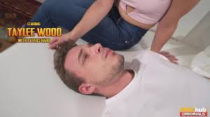 Long Legs video with Pavlos Hard - PORNSTARS.TUBE