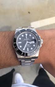 One with a date display and one without. Rolex Submariner Date 116610 Watches