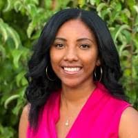 Elaina Chavez's Instagram, Twitter & Facebook