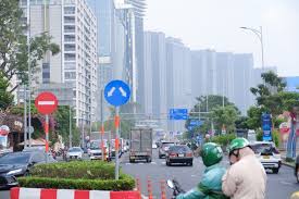 Lưu ý hạn chế lưu thông một số đường ở TP.HCM vào cuối tuần - Xã hội