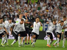 So könnten die aufstellungen der beiden mannschaften im viertelfinale der em 2021 aussehen. Liveticker Deutschland Italien 6 5 Viertelfinale Europameisterschaft 2016 Kicker